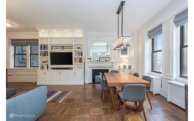 Rented by Douglas Elliman | media 22