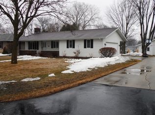 3310 N Oneida St, Appleton, WI 54911