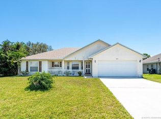 414 SW Exmore Ave, Port Saint Lucie, FL 34983