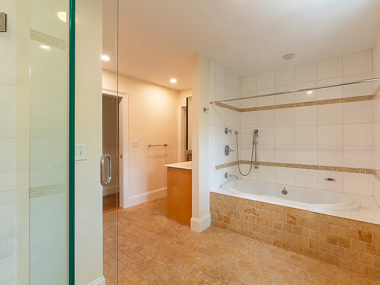 103 Levbert Rd — Photo 32