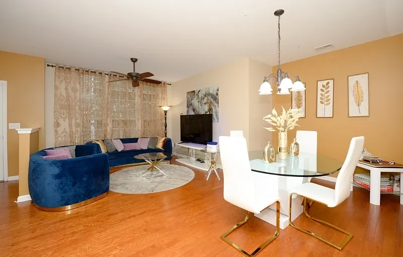 2 bed, 1261 sqft, $3,400 — Photo 4
