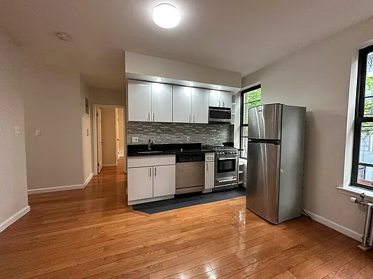 Rented by Oxford Property Group | media 3