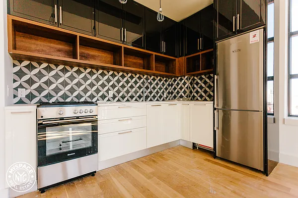 Rented by MySpaceNYC | media 34