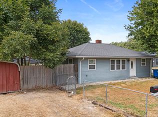 1090 Mann Ave, Austin, IN 47102