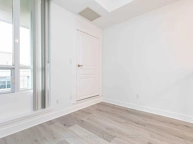 1 Avondale Ave #506 — Photo 26