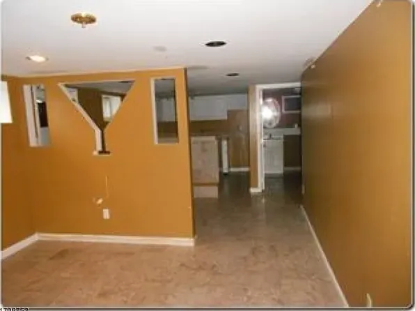 803 Irvington Ave, Hillside, NJ 07205