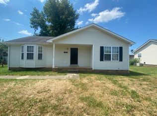 726 Carbondale Dr, Oak Grove, KY 42262