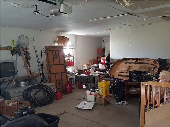 5th image of 592 N Greenville Ave