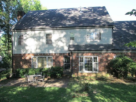 3rd image of 2035 Bensonwood Dr