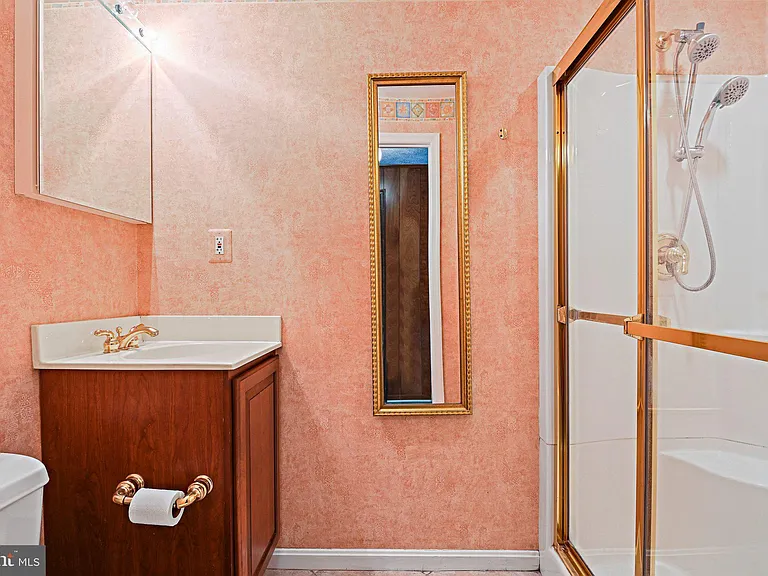 2885 Kelly Sq — Photo 18