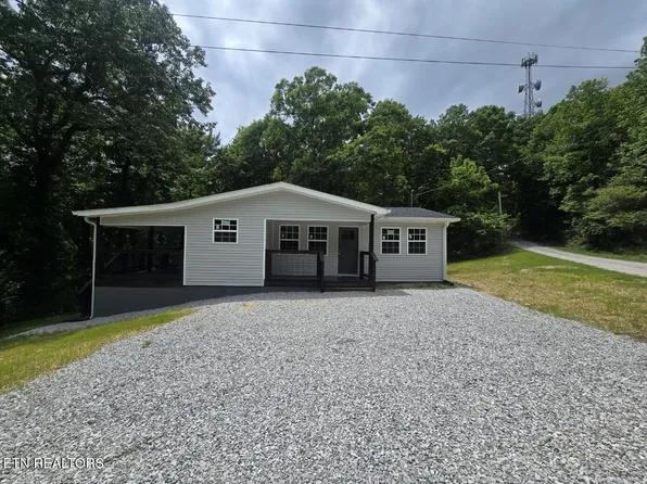 678 Skyline Dr, Oneida, TN 37841