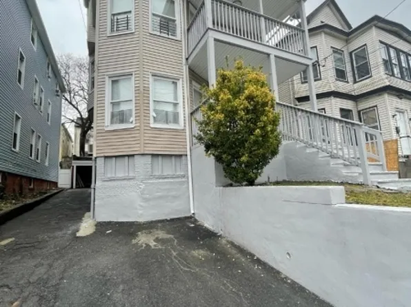 182 Lawrence St, Paterson City, NJ 07501