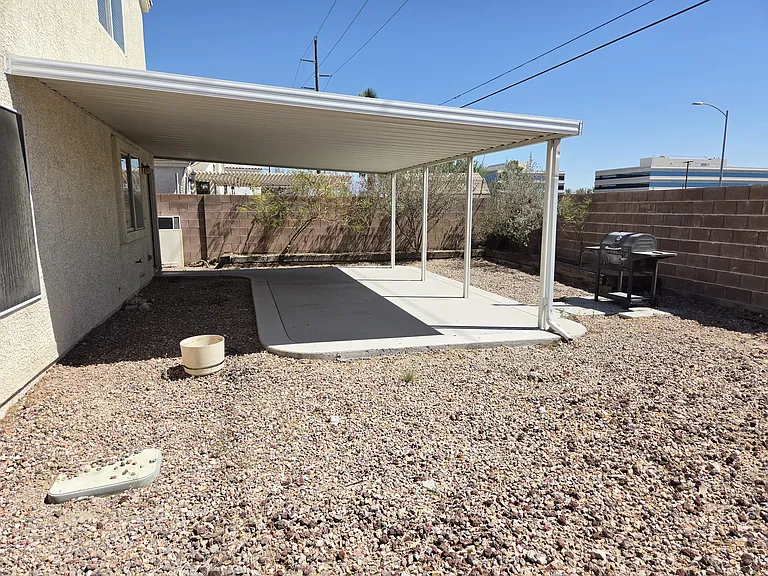 1900 Villa Vista Way — Photo 21