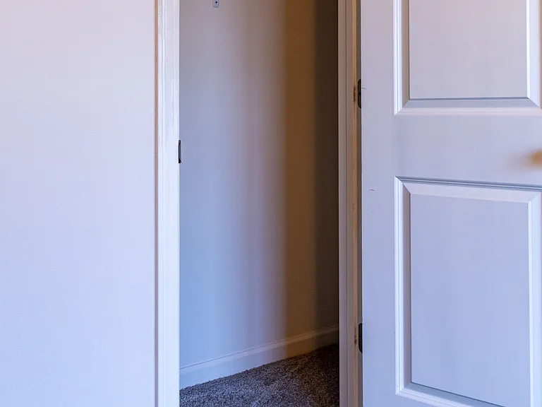 4113 Vershire Ave — Photo 27