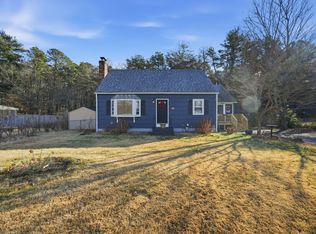 33 Springdale St, Westfield, MA 01085