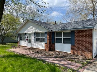 1201 Lanore Dr, Urbana, IL