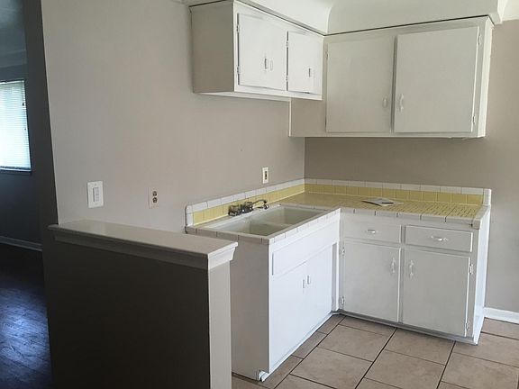 1315 Kitchen