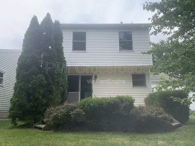 8620 Olenbrook Dr — Photo 5