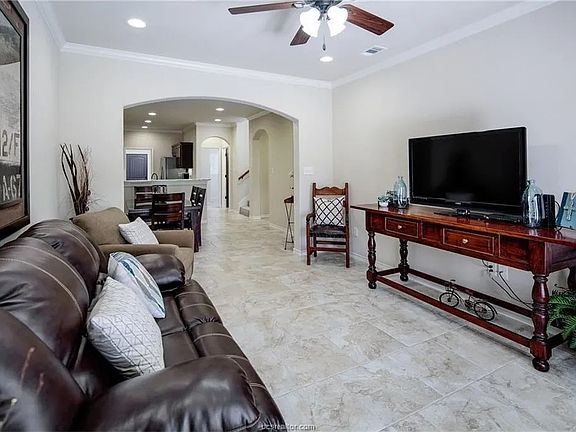 2nd image of 1772 Heath Dr