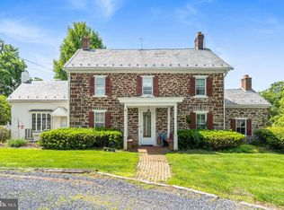 2046 Pleasant View Rd, Coopersburg, PA 18036