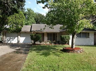 2030 Woodvine Dr, Houston, TX 77055