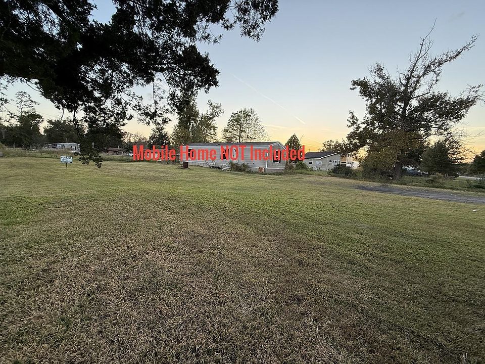 2nd image of 3135 Myrtle Springs Rd