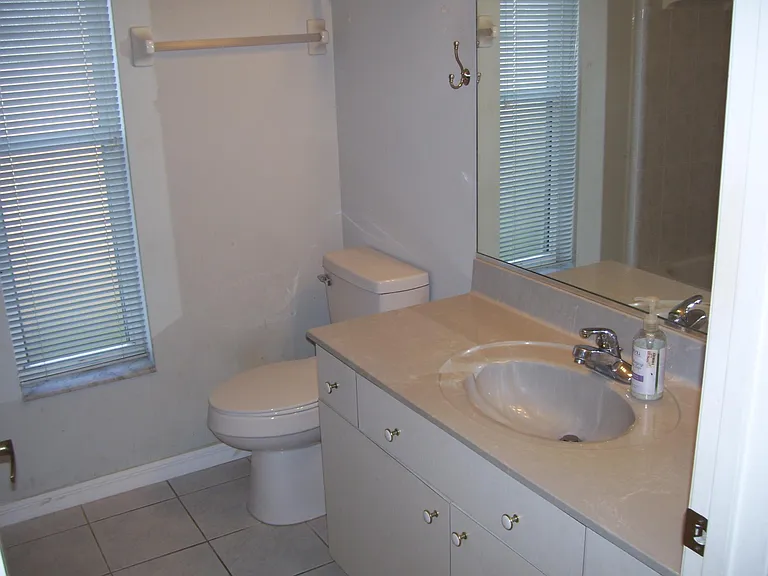 2675 N Canterbury Lake Dr — Photo 8