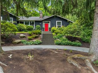 2001 77th Ave NE, Medina, WA 98039