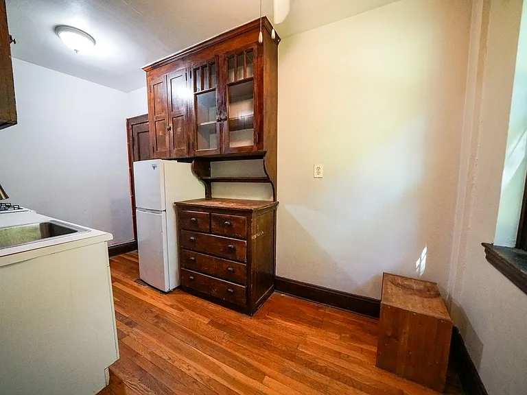 117 College Ave — Photo 9