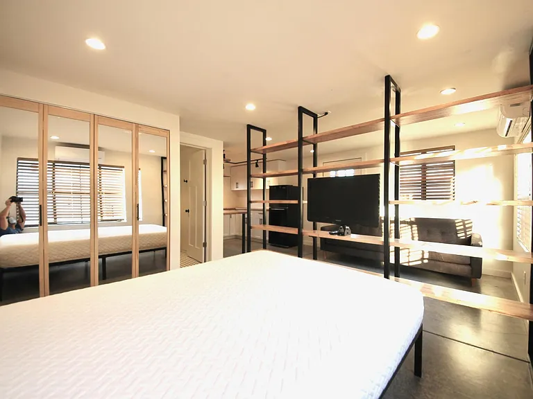 1530 1/2 E Diamond St #3 — Photo 8