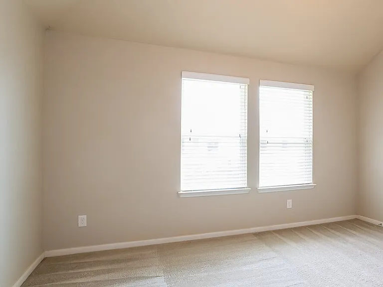 23630 Maple View Dr — Photo 8