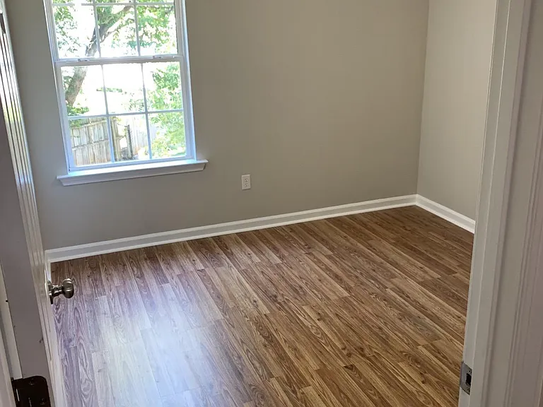 117 Ashby Cross Ct — Photo 20