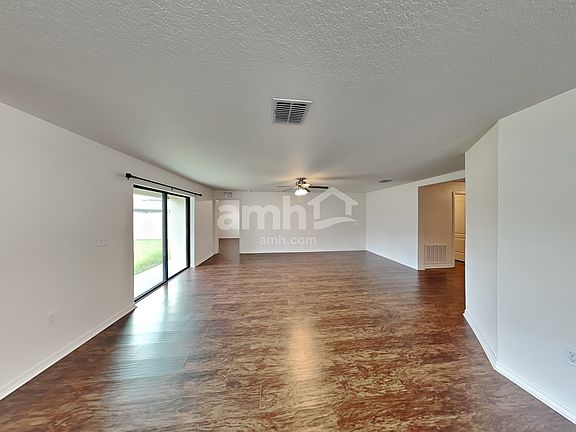 5th image of 1218 Brenton Leaf Dr
