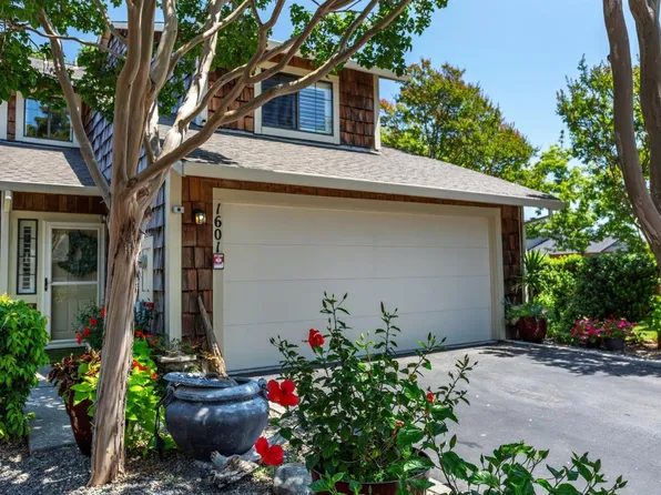 1601 Monroe Ct, Petaluma, CA 94954