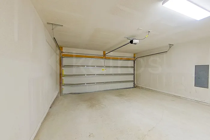 112 Yardley Ct — Photo 13