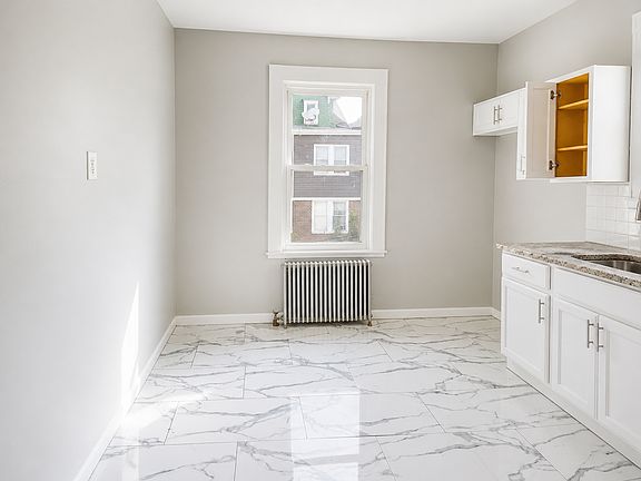 4th image of 47 Eckert Ave #2B