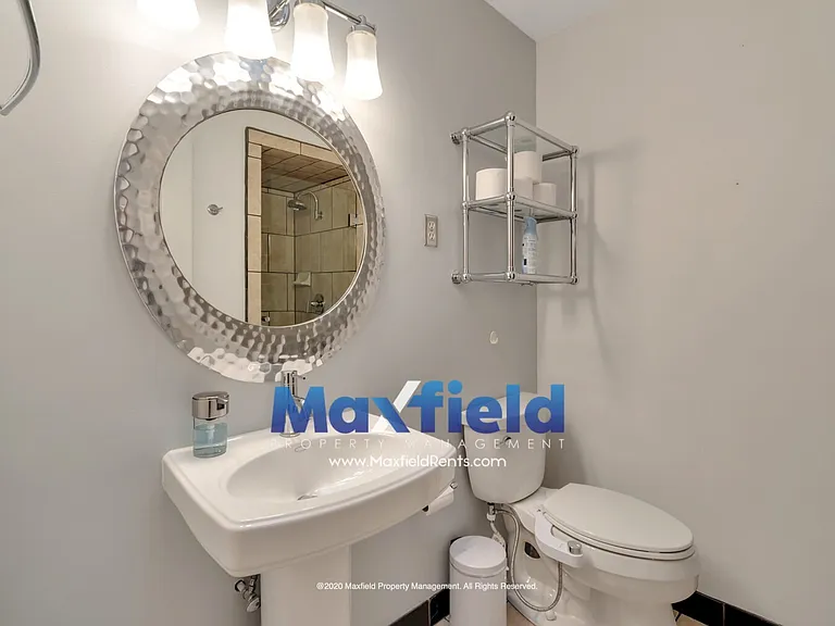 11670 S Hidden Valley Blvd — Photo 18