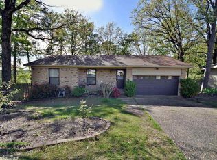 6 Catalina Ct, Little Rock, AR 72211