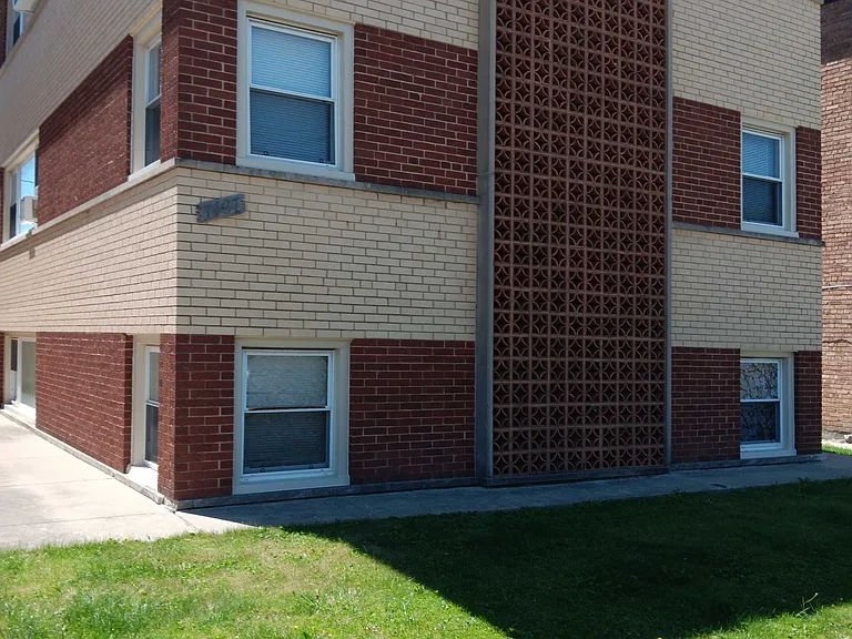 7437 W Fullerton Ave #1G — Photo 5
