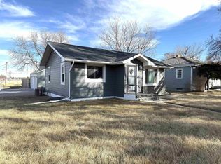 844 Park St, Imperial, NE 69033