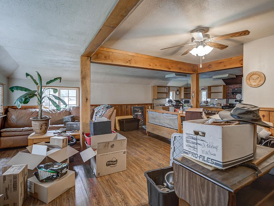 ⭐️mai 1720 Main St, Weaverville, CA 96093 | Zillow