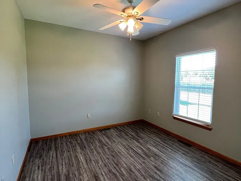 2214 Elk Ct — Photo 15