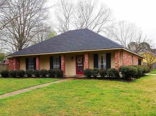 200 N Place Dr, Madison, MS 39110