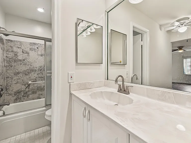 6447 Bay Club Dr #1 — Photo 18