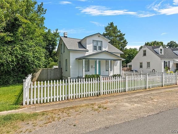 4th image of 1013 Granite Ave