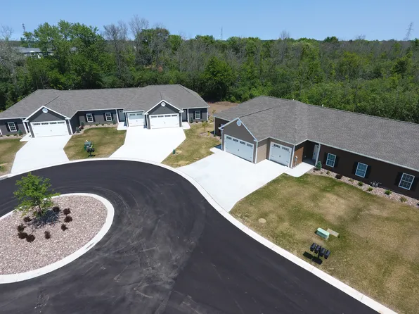 Hidden Meadow Trail Townhomes, 2680 Grand Island Blvd #1d6fb2e12, Grand Island, NY 14072