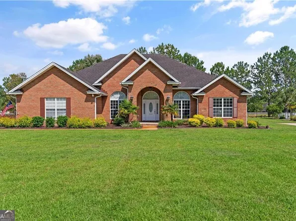 255 Edge Water Dr, Brunswick, GA 31525