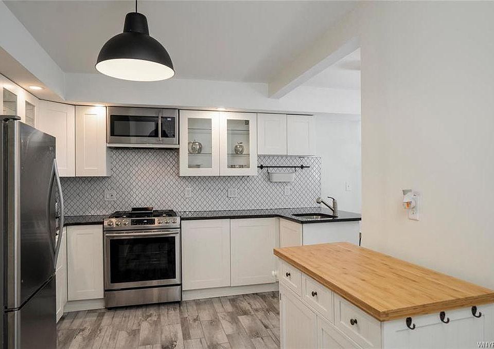 1st image of 312 Vermont St #2