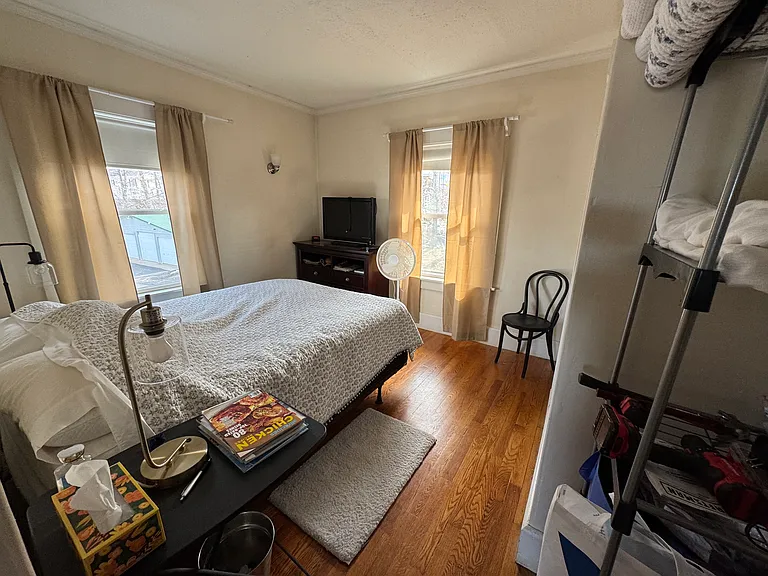 1047 Union Ave #2 — Photo 2