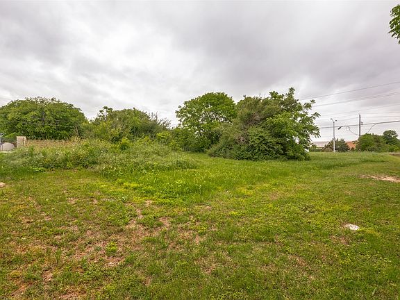 5th image of 3906 Telephone Rd